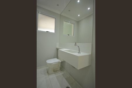 Casa de condomínio para alugar com 420m², 4 quartos e 6 vagasLavabo da Sala 