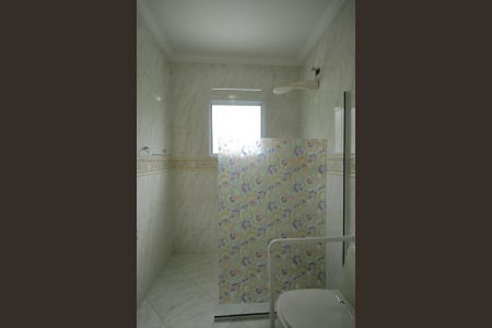 Casa de condomínio para alugar com 420m², 4 quartos e 6 vagasBanheiro Suíte 3