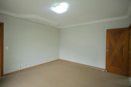 Casa de condomínio para alugar com 420m², 4 quartos e 6 vagasSuíte 1 
