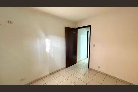 Quarto 2 de casa para alugar com 2 quartos, 74m² em Vila Barros, Guarulhos