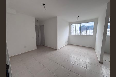Sala de apartamento para alugar com 2 quartos, 46m² em Recreio dos Bandeirantes, Rio de Janeiro