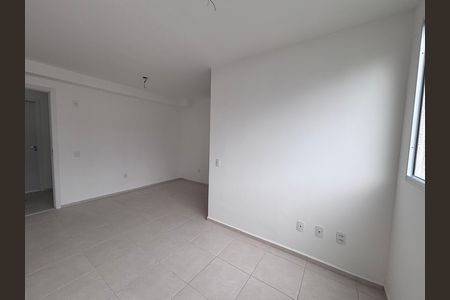 Sala de apartamento para alugar com 2 quartos, 46m² em Recreio dos Bandeirantes, Rio de Janeiro