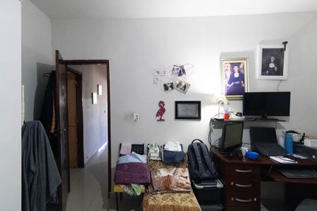 Casa à venda com 107m², 3 quartos e 2 vagasQuarto 2