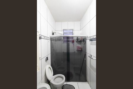 Casa à venda com 107m², 3 quartos e 2 vagasBanheiro