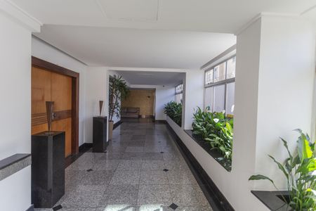 Apartamento para alugar com 70m², 2 quartos e 1 vaga Apartamento para alugar com 70m², 2 quartos e 1 vagaHall de entrada