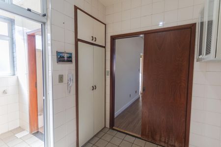 Apartamento para alugar com 70m², 2 quartos e 1 vaga Apartamento para alugar com 70m², 2 quartos e 1 vagaCozinha