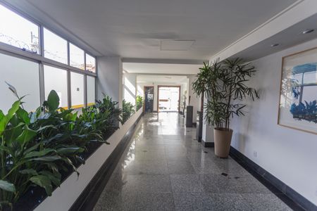 Apartamento para alugar com 70m², 2 quartos e 1 vaga Apartamento para alugar com 70m², 2 quartos e 1 vagaHall de entrada