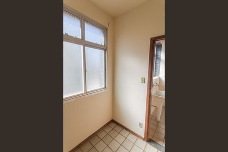 Apartamento para alugar com 70m², 2 quartos e 1 vaga Apartamento para alugar com 70m², 2 quartos e 1 vagaQuarto de Serviço