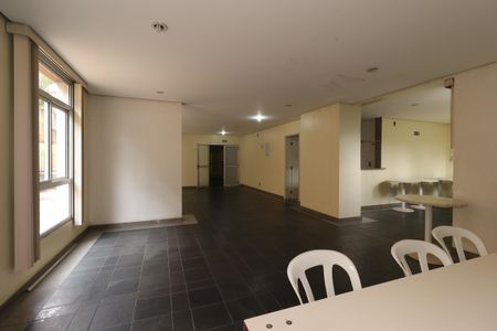 Apartamento à venda com 95m², 3 quartos e 1 vagaÁrea Comum - Salão de Festa