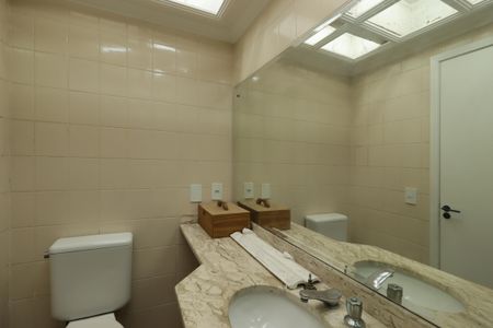 Apartamento à venda com 95m², 3 quartos e 1 vagaBanheiro Social