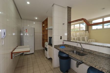 Apartamento à venda com 95m², 3 quartos e 1 vagaÁrea Comum - Salão de Festa