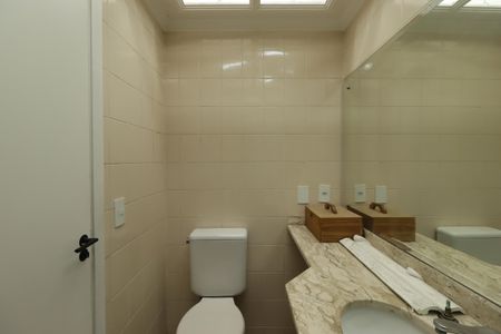 Apartamento à venda com 95m², 3 quartos e 1 vagaBanheiro Social