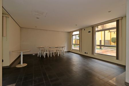 Apartamento à venda com 95m², 3 quartos e 1 vagaÁrea Comum - Salão de Festa