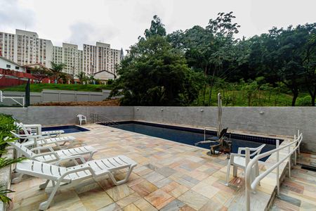 Apartamento para alugar com 38m², 2 quartos e sem vaga Apartamento para alugar com 38m², 2 quartos e sem vagaÁrea comum - Piscina