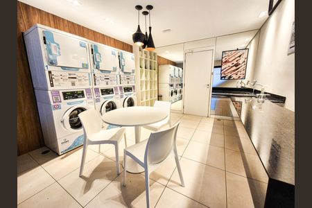 Studio para alugar com 25m², 1 quarto e sem vaga Studio para alugar com 25m², 1 quarto e sem vagaLavanderia