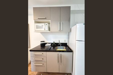 Studio para alugar com 25m², 1 quarto e sem vaga Studio para alugar com 25m², 1 quarto e sem vagaCozinha
