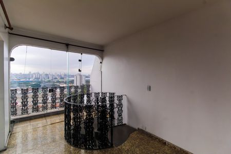 Apartamento à venda com 117m², 3 quartos e 2 vagas Apartamento à venda com 117m², 3 quartos e 2 vagasÁrea externa