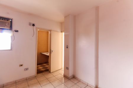 Apartamento à venda com 117m², 3 quartos e 2 vagas Apartamento à venda com 117m², 3 quartos e 2 vagasSuíte