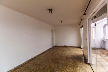 Apartamento à venda com 117m², 3 quartos e 2 vagas Apartamento à venda com 117m², 3 quartos e 2 vagasÁrea externa