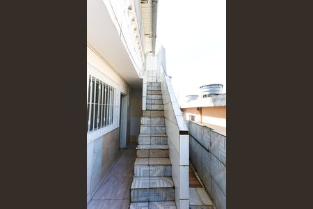 Casa para alugar com 160m², 2 quartos e 1 vagaÁrea de Serviço