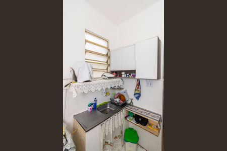 Apartamento à venda com 75m², 2 quartos e sem vaga Apartamento à venda com 75m², 2 quartos e sem vagaCozinha - Armários