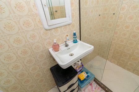 Banheiro de apartamento à venda com 2 quartos, 75m² em Brás de Pina, Rio de Janeiro
