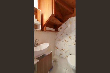 Casa para alugar com 2 quartos, 100m² em Guarujá, Porto Alegre