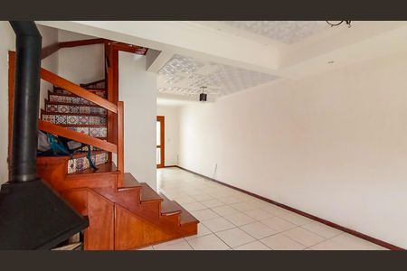Casa para alugar com 100m², 2 quartos e 2 vagas