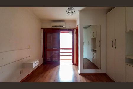 Casa para alugar com 2 quartos, 100m² em Guarujá, Porto Alegre