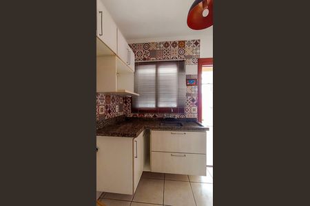 Casa para alugar com 2 quartos, 100m² em Guarujá, Porto Alegre
