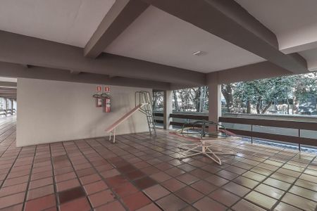 Apartamento à venda com 72m², 2 quartos e 1 vagaÁrea comum