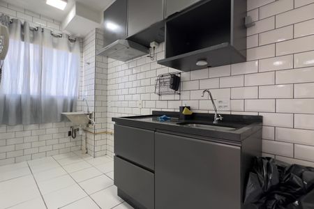 Cozinha e Área de Serviço de apartamento para alugar com 2 quartos, 42m² em Jardim Iv Centenario, Guarulhos