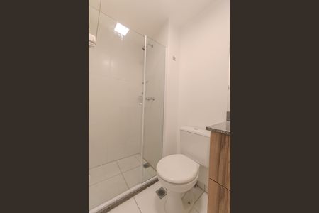 Banheiro de apartamento para alugar com 2 quartos, 55m² em Bela Vista, São Paulo