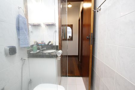 Banheiro Social de apartamento para alugar com 3 quartos, 100m² em Buritis, Belo Horizonte