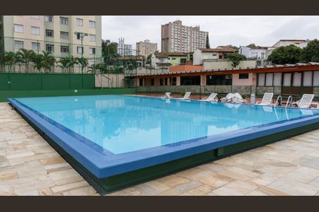 Apartamento à venda com 82m², 3 quartos e 1 vaga Apartamento à venda com 82m², 3 quartos e 1 vagaPiscina