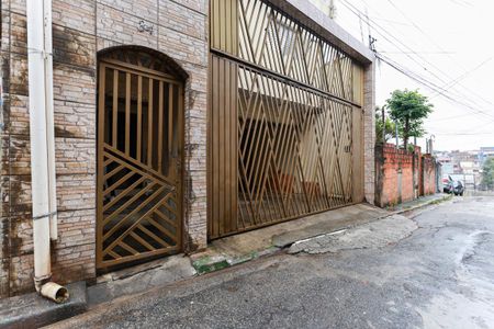 Casa para alugar com 75m², 2 quartos e sem vagaFachada