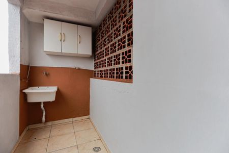 Casa para alugar com 75m², 2 quartos e sem vagaÁrea de serviço
