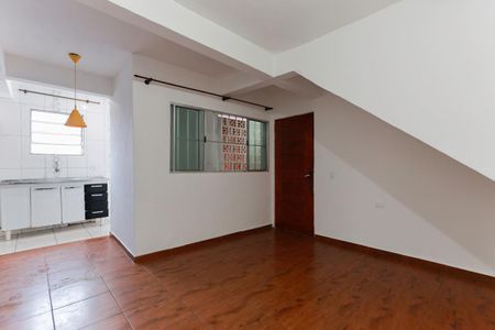 Sala de estar de casa para alugar com 2 quartos, 75m² em Sítio do Mandaqui, São Paulo