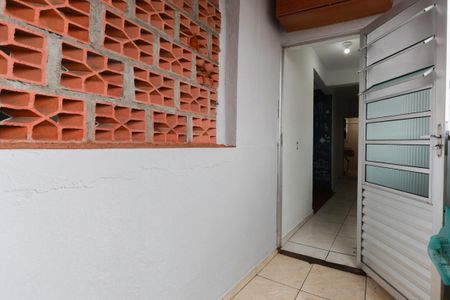 Casa para alugar com 75m², 2 quartos e sem vagaÁrea de serviço