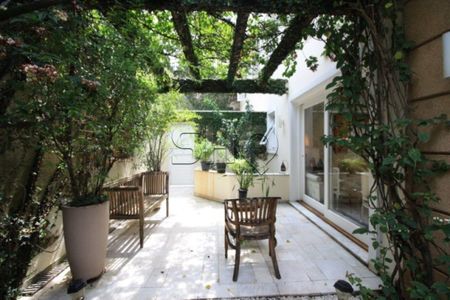 Casa de Condomínio à venda com 4 quartos, 625m² em Cidade Jardim, São Paulo