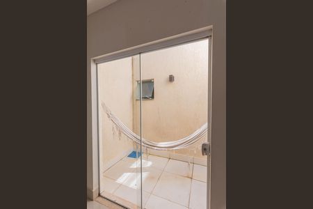 Área de Luz de casa à venda com 3 quartos, 180m² em Parque Aeroporto, Campinas