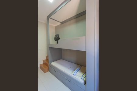 Casa à venda com 180m², 3 quartos e 2 vagasQuarto