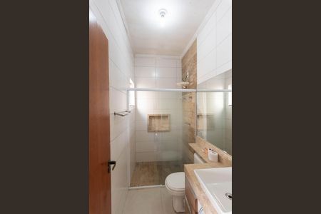 Casa à venda com 180m², 3 quartos e 2 vagasBanheiro