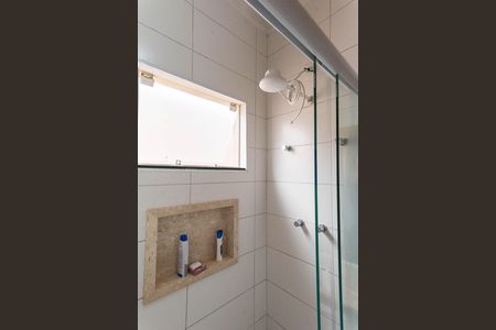 Casa à venda com 180m², 3 quartos e 2 vagasBanheiro da Suíte
