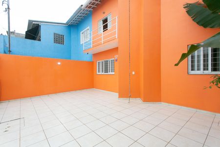 Garagem  de casa à venda com 3 quartos, 100m² em Cidade Nitro Química, São Paulo