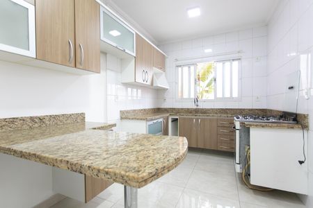 Cozinha  de casa à venda com 3 quartos, 100m² em Cidade Nitro Química, São Paulo