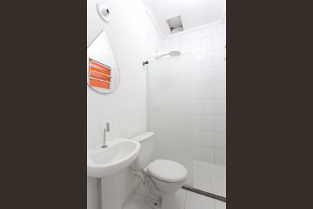 Casa à venda com 100m², 3 quartos e 2 vagas Casa à venda com 100m², 3 quartos e 2 vagasBanheiro Social