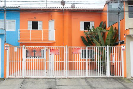 Fachada  de casa à venda com 3 quartos, 100m² em Cidade Nitro Química, São Paulo