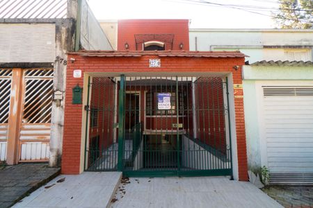 Fachada de casa à venda com 3 quartos, 100m² em Planalto Paulista, São Paulo
