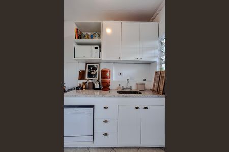 Cozinha de apartamento para alugar com 2 quartos, 56m² em Cambuci, São Paulo